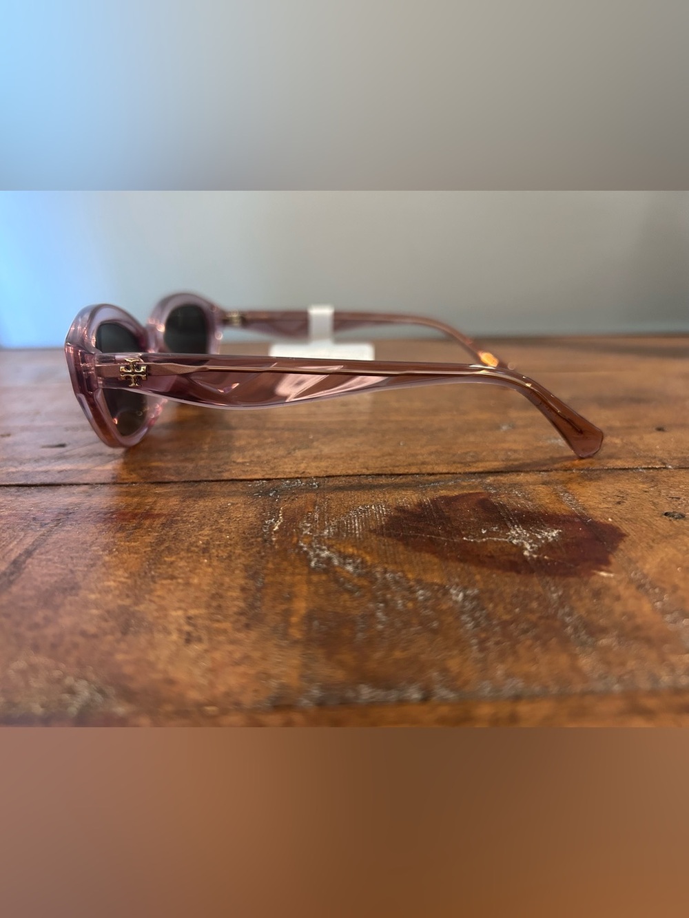 NWT Tory Burch Transparent Pink/Dark Brown 52mm Non Polarized Sunglasses w/Case. - Picture 3 of 6